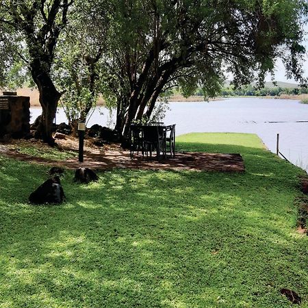 Waterside Cottages & Villas - Self Catering Gaborone Kültér fotó